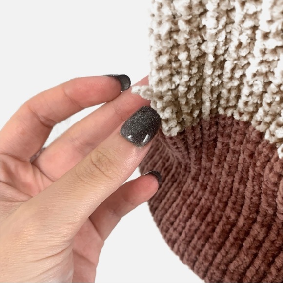 CLEARANCE -- Luv Lane XS Striped Chunky Knit Sweater – Fall Colours - Picture 6 of 10